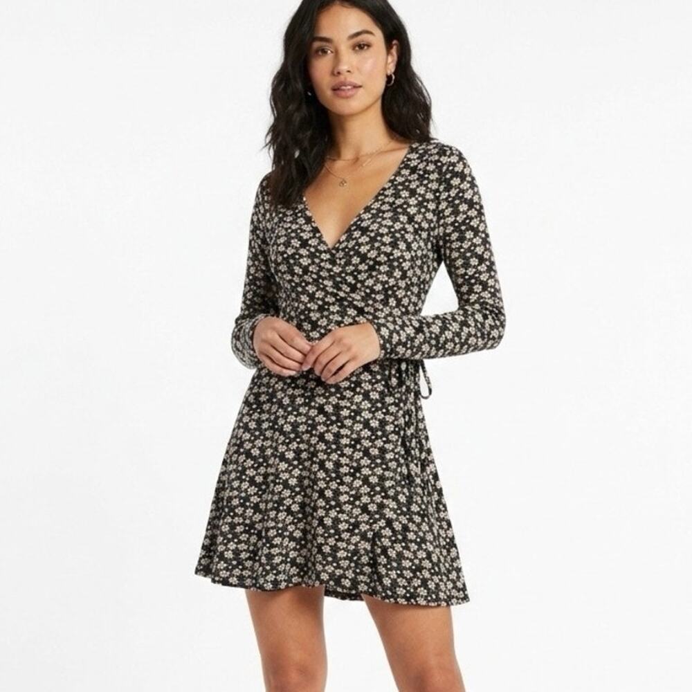 Hollister Women's Wrap Dress XS Floral Print Black & Yellow  Mini Long Sleeve